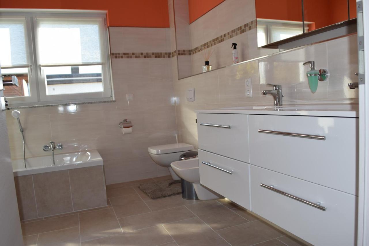 Ferienhaus 1 - 55483 Unzenberg Gobenhausen Luaran gambar
